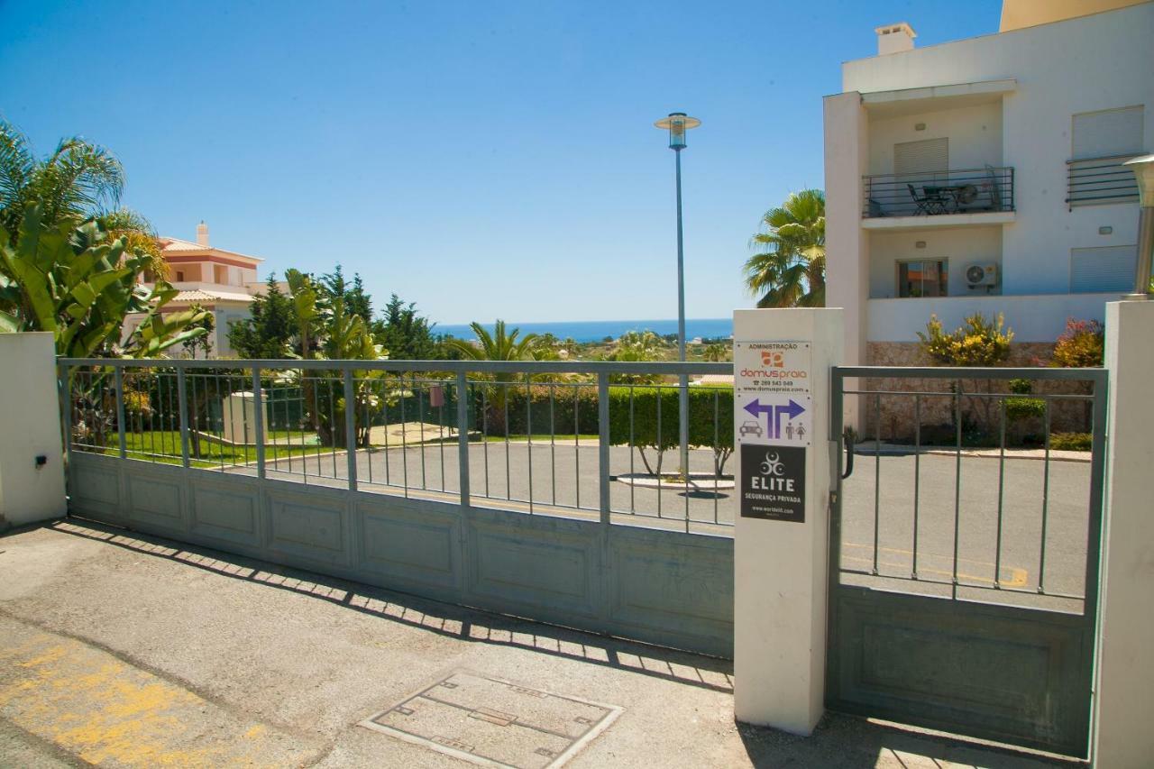 Modern Ocean, Garden & Pool View Condo By Becherish Αλμπουφέιρα Εξωτερικό φωτογραφία